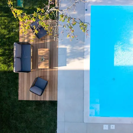 아파트 Sunny Line Premium With Pool